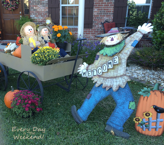 Every Day is the Weekend l Fall Decorations
