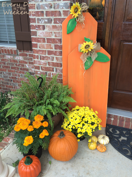 Every Day is the Weekend! l Decorating for Fall